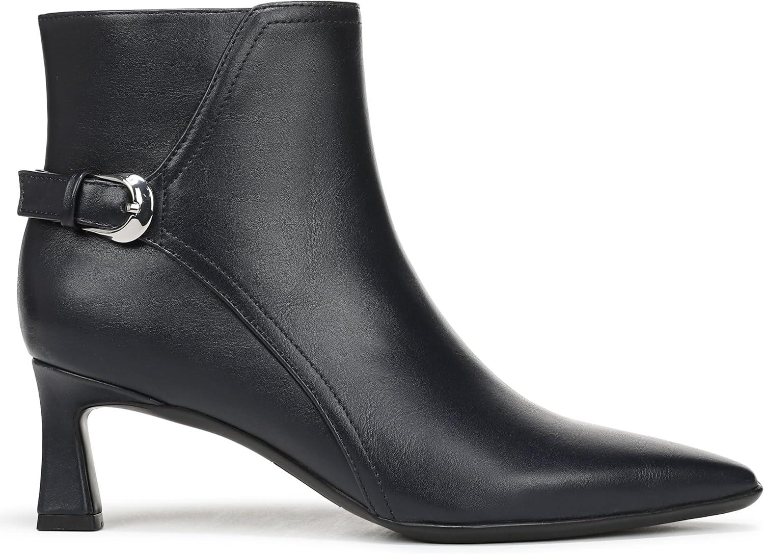 imageNaturalizer Womens Tucker Ankle BootNavy