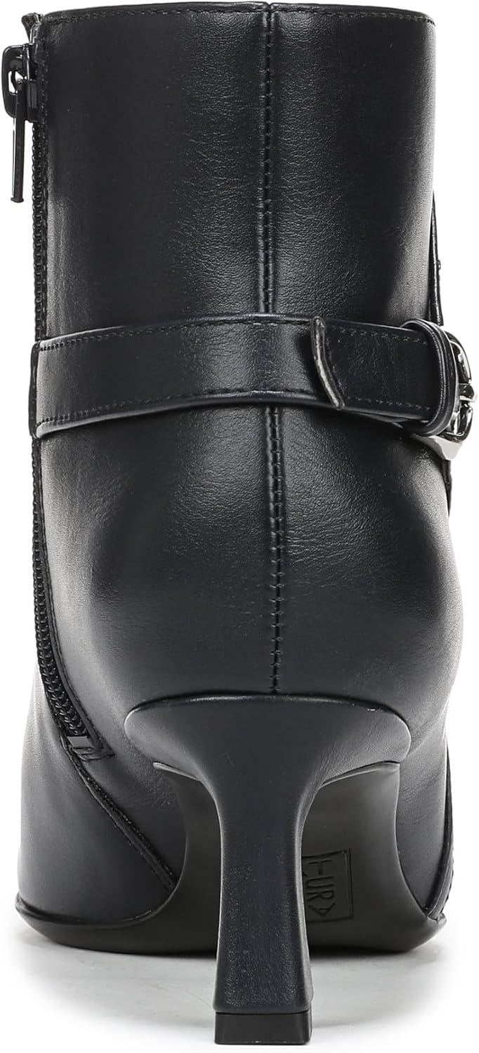 imageNaturalizer Womens Tucker Ankle BootNavy