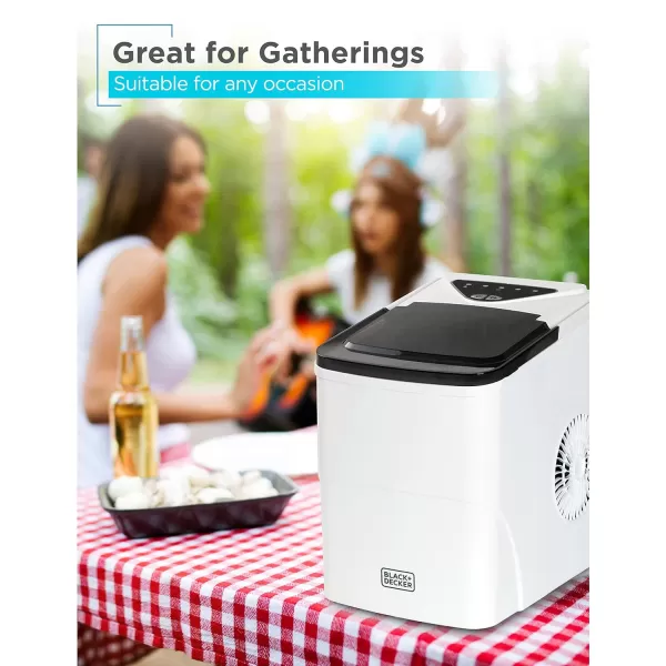 BLACK+DECKER 26 lb. Capacity Ice Maker
