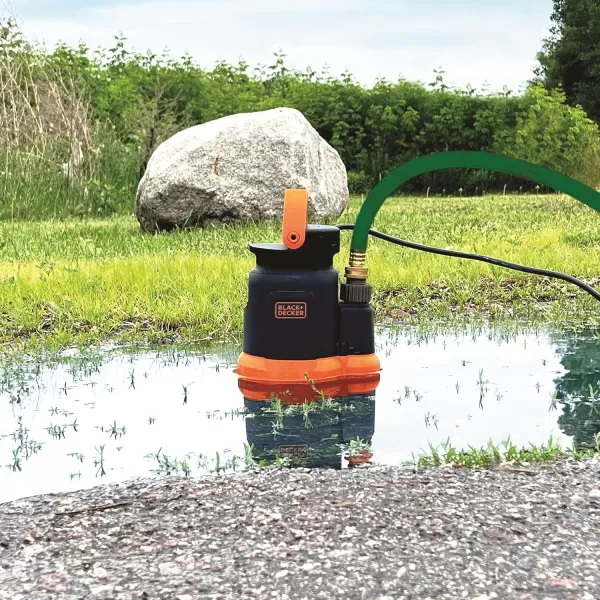 Black+Decker 1/3 HP Submersible Water/Utility Pump, Pumps up to 2500 GPH