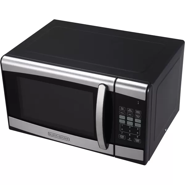 BLACK+DECKER EM925AZE-P 0.9 Cubic Foot 900 Watt Stainless Steel Microwave with Turntable, Cu.Ft, Black/Silver