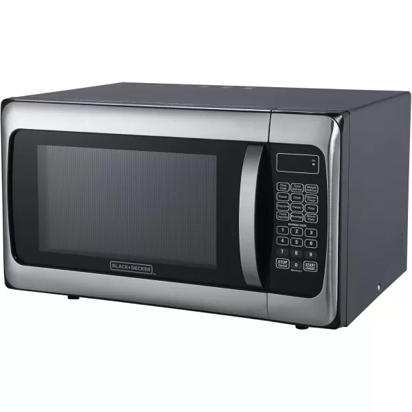 BLACK+DECKER EM925AZE-P 0.9 Cubic Foot 900 Watt Stainless Steel Microwave with Turntable, Cu.Ft, Black/Silver