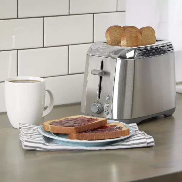 BLACK+DECKER TR3500SD Rapid Toast 2-Slice Toaster, Stainless Steel