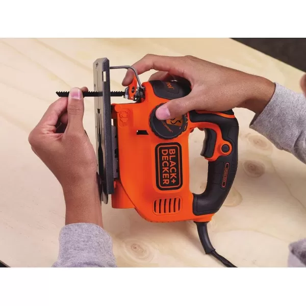 BLACK+DECKER Jig Saw, 5-Amp, 3,000 Blade Speed, 45 Degree Beveled Cuts, ¾-Inch Orbital Blade, 4 Curve Settings, Corded 