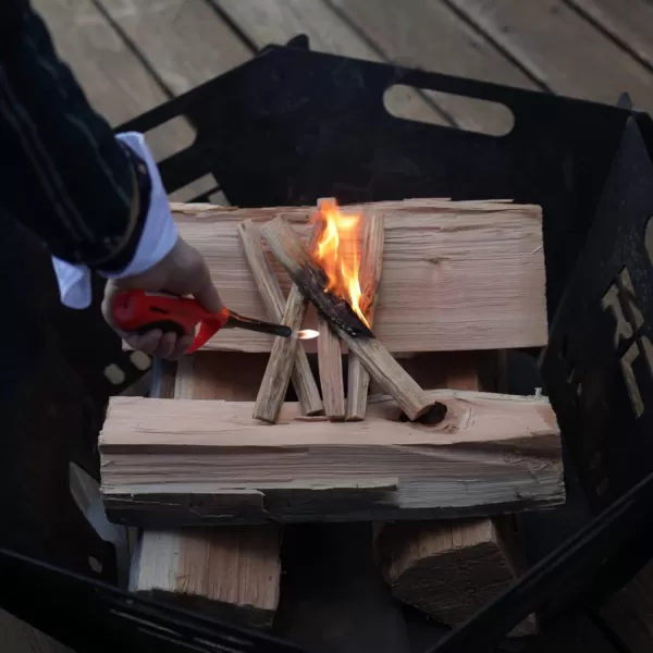 Fatwood Fire Starter Sticks 10 lb Box  All Natural ResinRich Fatwood for Wood Stoves Fireplaces Campfires  Easy ampamp Safe Fire Logs LongLasting Firewood 140 SticksUsa Flag
