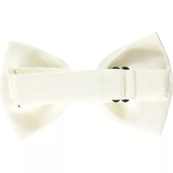 Stacy Adams Mens Solid Bow TieWhite