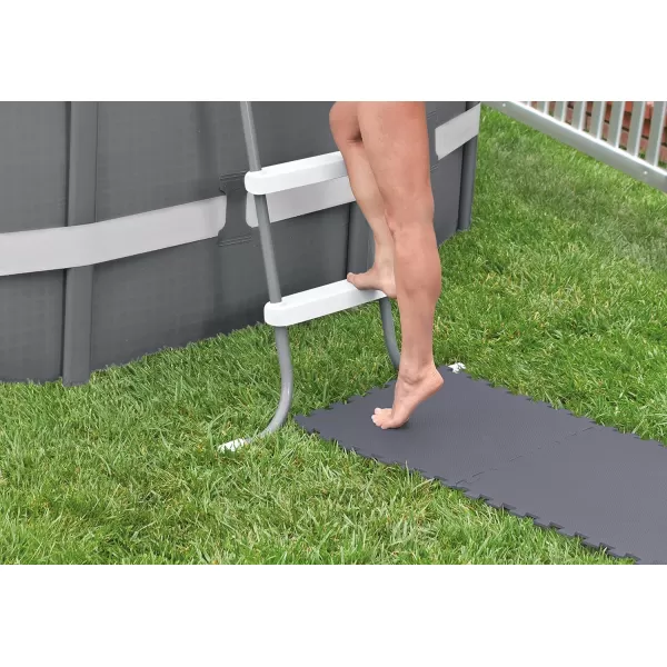 Intex Interlocking Padded Floor Protector