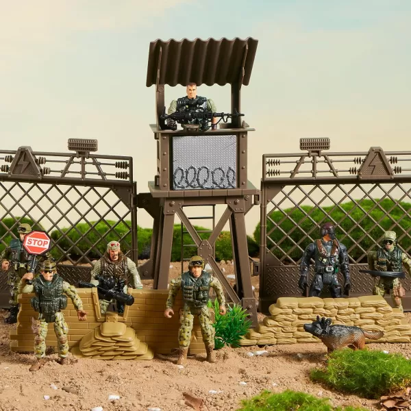 JOYIN 16 PCs Army Men Playset with 12 Realistic Army Ranger Men Action Figures and Weapon Gear Accessories Military Soldiers Action Figures Playset for Boys Gift