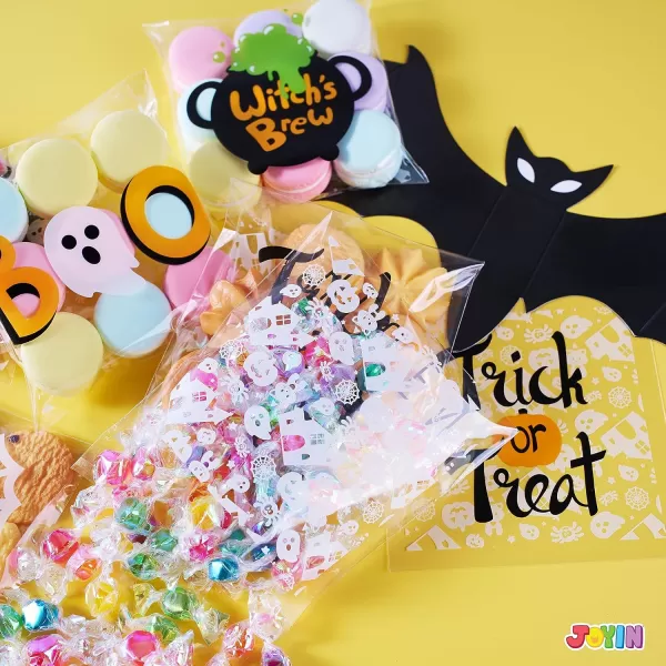 JOYIN 150 PCS Halloween Cellophane Treat Bags Self Adhesive Clear Cookie and Candy Bags for Kids Trick or Treating Goodie Gift Ziplock Bags for Halloween Party Favors Supplies