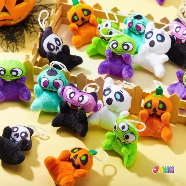 JOYIN 28 PCS Halloween Mini Plush Toy Assortment with 7 Halloween Characters Mini Halloween Plush Toy for Kids Halloween Party Favors Goodie Bag Fillers