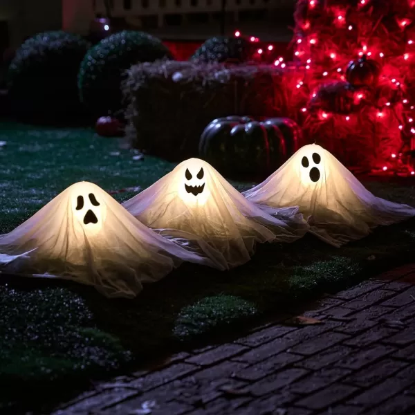 JOYIN Halloween Outdoor Decorations White Ghost Garden Stakes with Light Up Design 3 Packs Cloth Ghost for Best Halloween Decoration Lights Decor Outdoor Halloween Yard Decorations