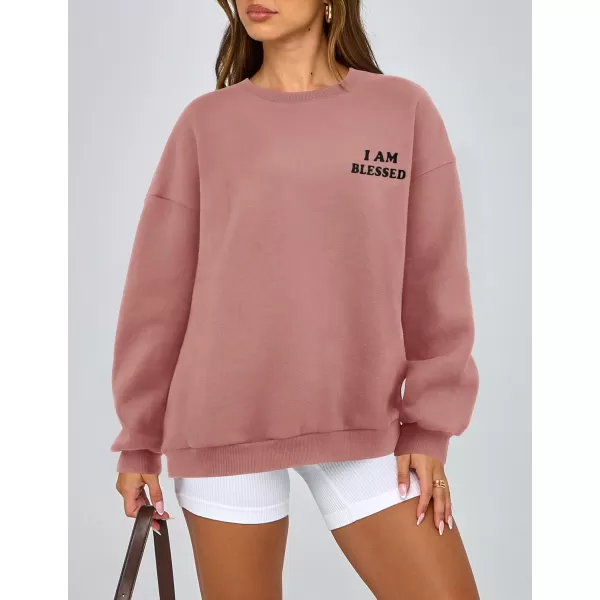 PRETTYGARDEN Womens Fall Fashion Oversized Sweatshirts Casual Crewneck Long Sleeve Graphic Pullover Tops ShirtPink