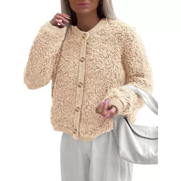 PRETTYGARDEN Womens Faux Fur Shearling Coat Fuzzy Fleece Button Up Trendy Fall Winter Cropped Jackets OuterwearBeige