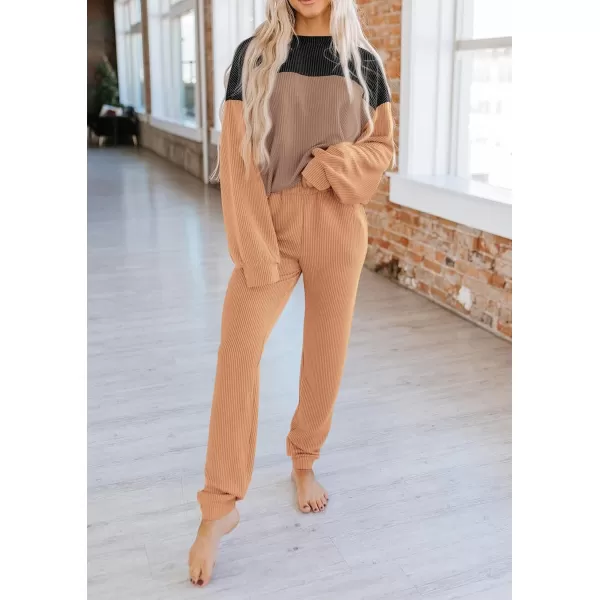 PRETTYGARDEN Lounge Sets for Women Fall 2024 Matching Sets 2 Piece Outfit Long Sleeve Ribbed Color Block SweatsuitsBlack Brown Apricot