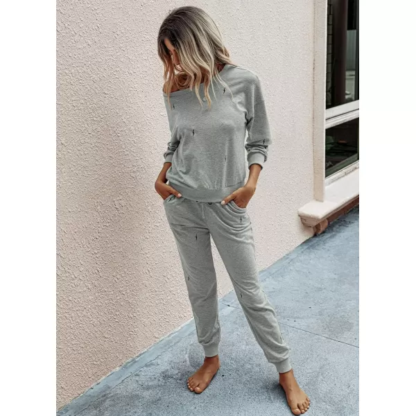 PRETTYGARDEN Womens Tie Dye Two Piece Pajamas Set Casual Long Sleeve Sweatshirt with Long Pants LoungewearSolidgrey