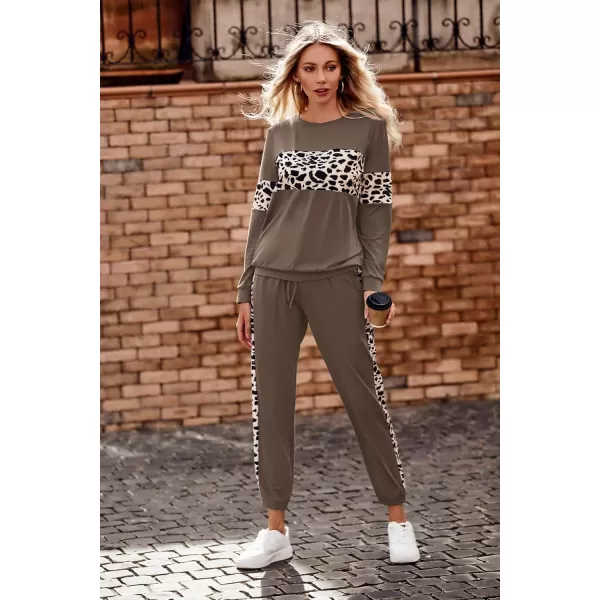 PRETTYGARDEN Womens Color Block 2 Piece Tracksuit Crewneck Long Sleeve Tops Long Sweatpants Outfits Lounge SetsLeopard Dark Khaki