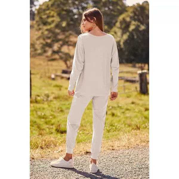 PRETTYGARDEN Womens Fashion Outfits 2 Piece Sweatsuit Solid Color Long Sleeve Pullover Long PantsApricot