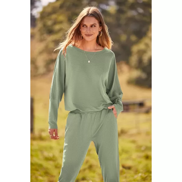 PRETTYGARDEN Womens Fashion Outfits 2 Piece Sweatsuit Solid Color Long Sleeve Pullover Long PantsBean Green