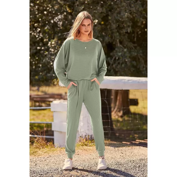 PRETTYGARDEN Womens Fashion Outfits 2 Piece Sweatsuit Solid Color Long Sleeve Pullover Long PantsBean Green