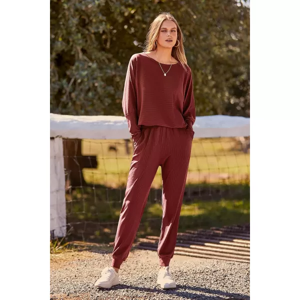 PRETTYGARDEN Womens Fashion Outfits 2 Piece Sweatsuit Solid Color Long Sleeve Pullover Long PantsBrown Red