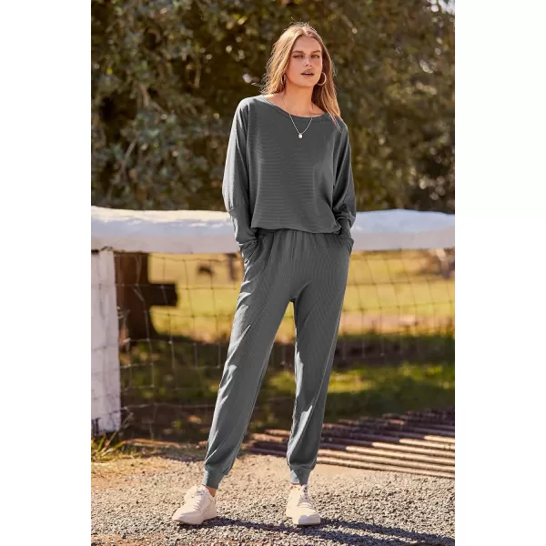 PRETTYGARDEN Womens Fashion Outfits 2 Piece Sweatsuit Solid Color Long Sleeve Pullover Long PantsDark Grey