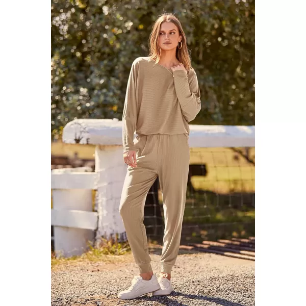 PRETTYGARDEN Womens Fashion Outfits 2 Piece Sweatsuit Solid Color Long Sleeve Pullover Long PantsKhaki