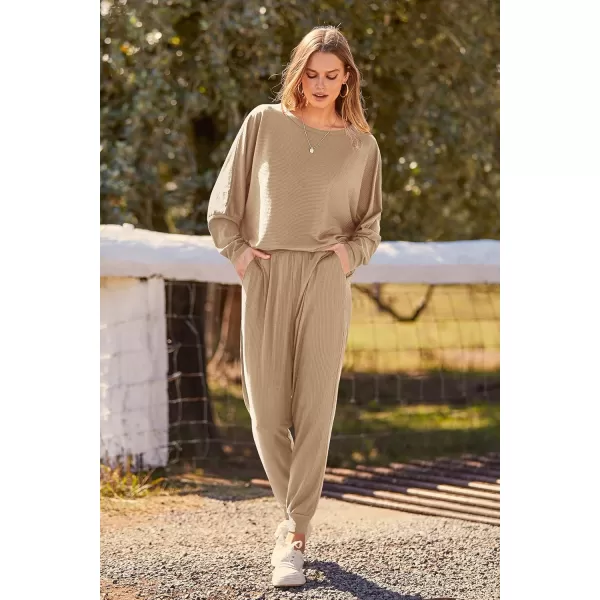 PRETTYGARDEN Womens Fashion Outfits 2 Piece Sweatsuit Solid Color Long Sleeve Pullover Long PantsKhaki