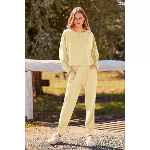 PRETTYGARDEN Womens Fashion Outfits 2 Piece Sweatsuit Solid Color Long Sleeve Pullover Long PantsLight Khaki