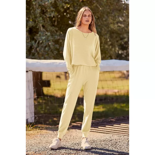 PRETTYGARDEN Womens Fashion Outfits 2 Piece Sweatsuit Solid Color Long Sleeve Pullover Long PantsLight Khaki