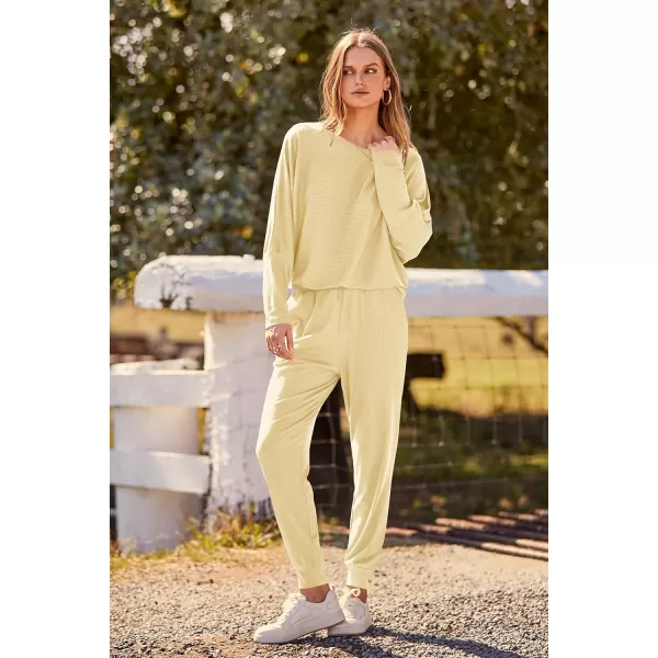 PRETTYGARDEN Womens Fashion Outfits 2 Piece Sweatsuit Solid Color Long Sleeve Pullover Long PantsLight Khaki