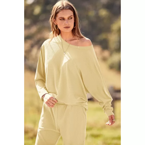 PRETTYGARDEN Womens Fashion Outfits 2 Piece Sweatsuit Solid Color Long Sleeve Pullover Long PantsLight Khaki