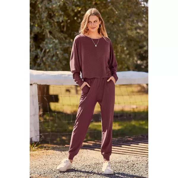 PRETTYGARDEN Womens Fashion Outfits 2 Piece Sweatsuit Solid Color Long Sleeve Pullover Long PantsWine Red