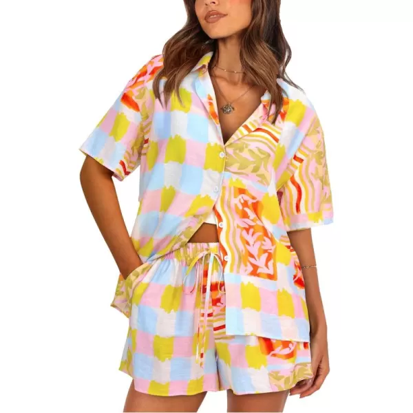 PRETTYGARDEN Women Summer 2 Piece Beach Outfits Printed Short Sleeve Tops Lounge Shorts Casual Tracksuit SetMulti Print