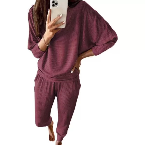 PRETTYGARDEN Womens Fashion Outfits 2 Piece Sweatsuit Solid Color Long Sleeve Pullover Long PantsWine Red