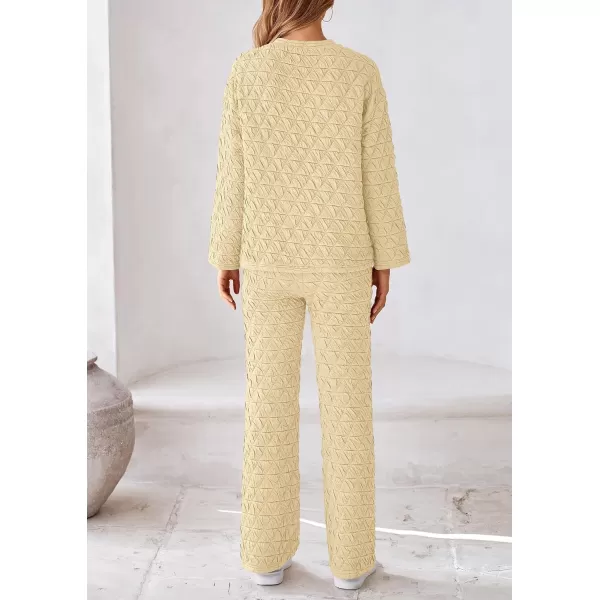 PRETTYGARDEN Womens Quilted 2 Piece Outfit Fall Loungewear Long Sleeve Pullover Top Wide Leg Pants Set TracksuitBeige
