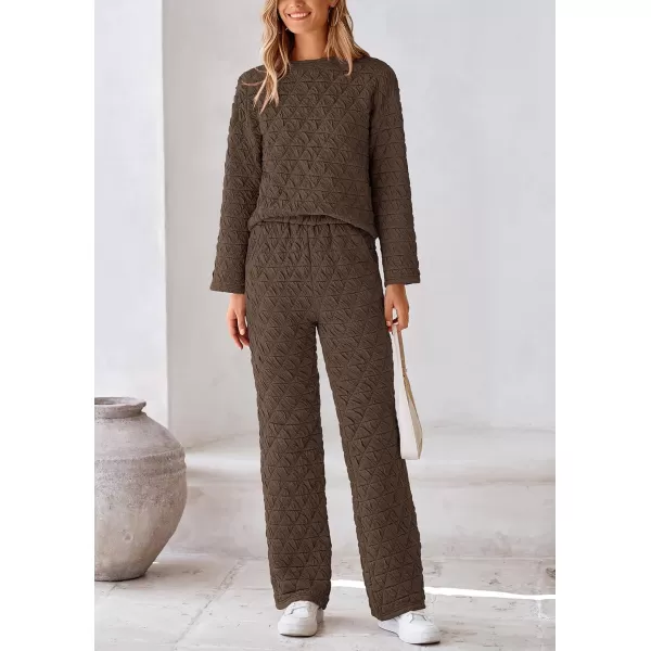 PRETTYGARDEN Womens Quilted 2 Piece Outfit Fall Loungewear Long Sleeve Pullover Top Wide Leg Pants Set TracksuitCoffee