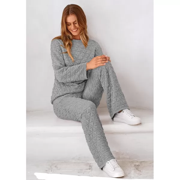 PRETTYGARDEN Womens Quilted 2 Piece Outfit Fall Loungewear Long Sleeve Pullover Top Wide Leg Pants Set TracksuitLight Grey
