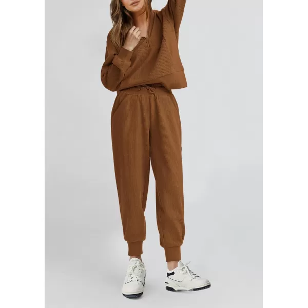 PRETTYGARDEN Womens 2 Piece Sweatsuits Set Long Sleeve Half Zip Pullover Sweatshirt Joggers Sweatpants Fall Outfits TracksuitBrown