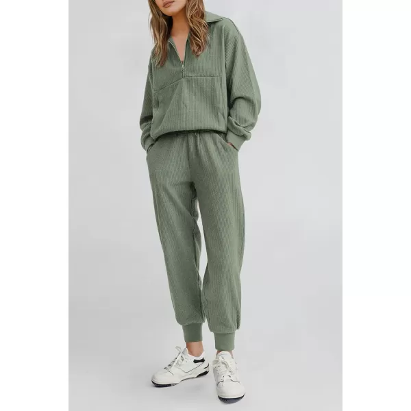 PRETTYGARDEN Womens 2 Piece Sweatsuits Set Long Sleeve Half Zip Pullover Sweatshirt Joggers Sweatpants Fall Outfits TracksuitLight Green