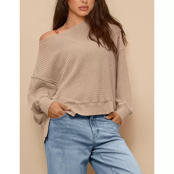 PRETTYGARDEN Womens Oversized Crewneck Sweatshirts Casual Long Sleeve Side Split Pullover Waffle Knit Shirts TopApricot