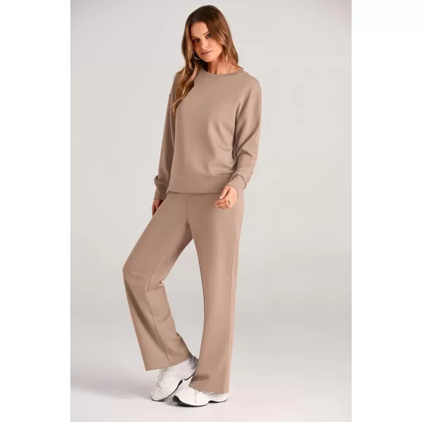 imagePRETTYGARDEN Womens 2 Piece Outfits 2024 Fall Long Sleeve Pullover Tops And Long Pants Lounge Sets TracksuitKhaki