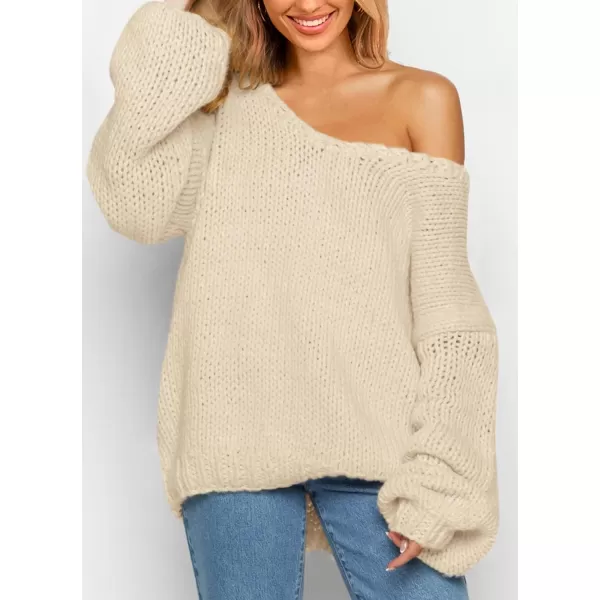 imagePRETTYGARDEN Womens Fall Sweaters 2024 Chunky Loose Long Sleeve V Neck Oversized Dressy Casual Knit Pullover TopsBeige