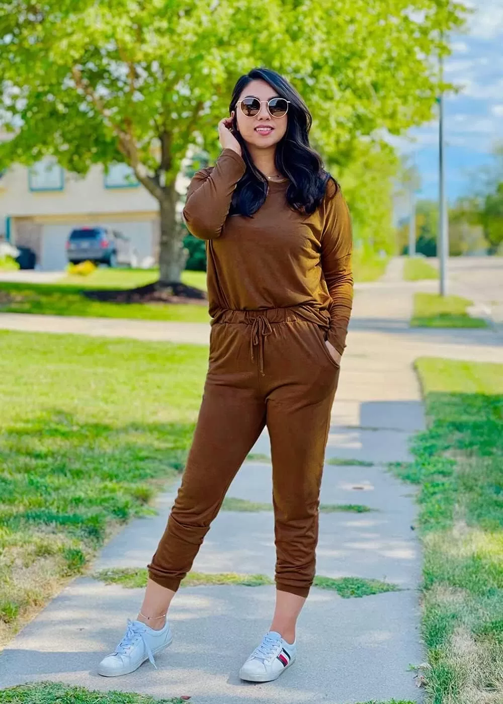 imagePRETTYGARDEN Womens Fall 2 Piece Lounge Outfit Long Sleeve Crewneck Pullover Tops High Waisted Pants Set TracksuitLight Brown