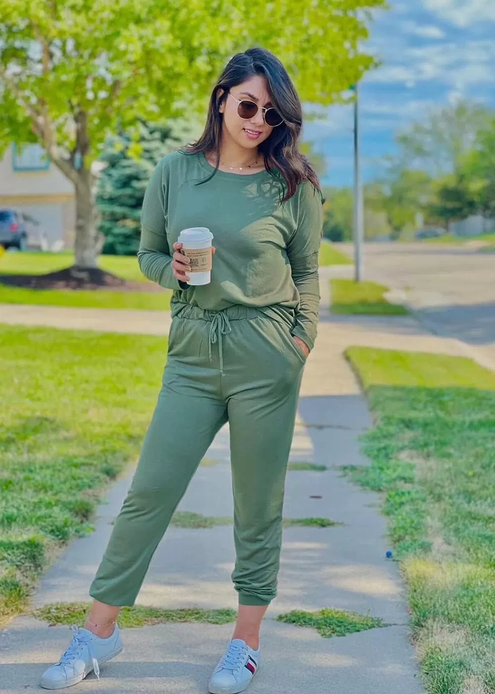 imagePRETTYGARDEN Womens Fall 2 Piece Lounge Outfit Long Sleeve Crewneck Pullover Tops High Waisted Pants Set TracksuitLight Green