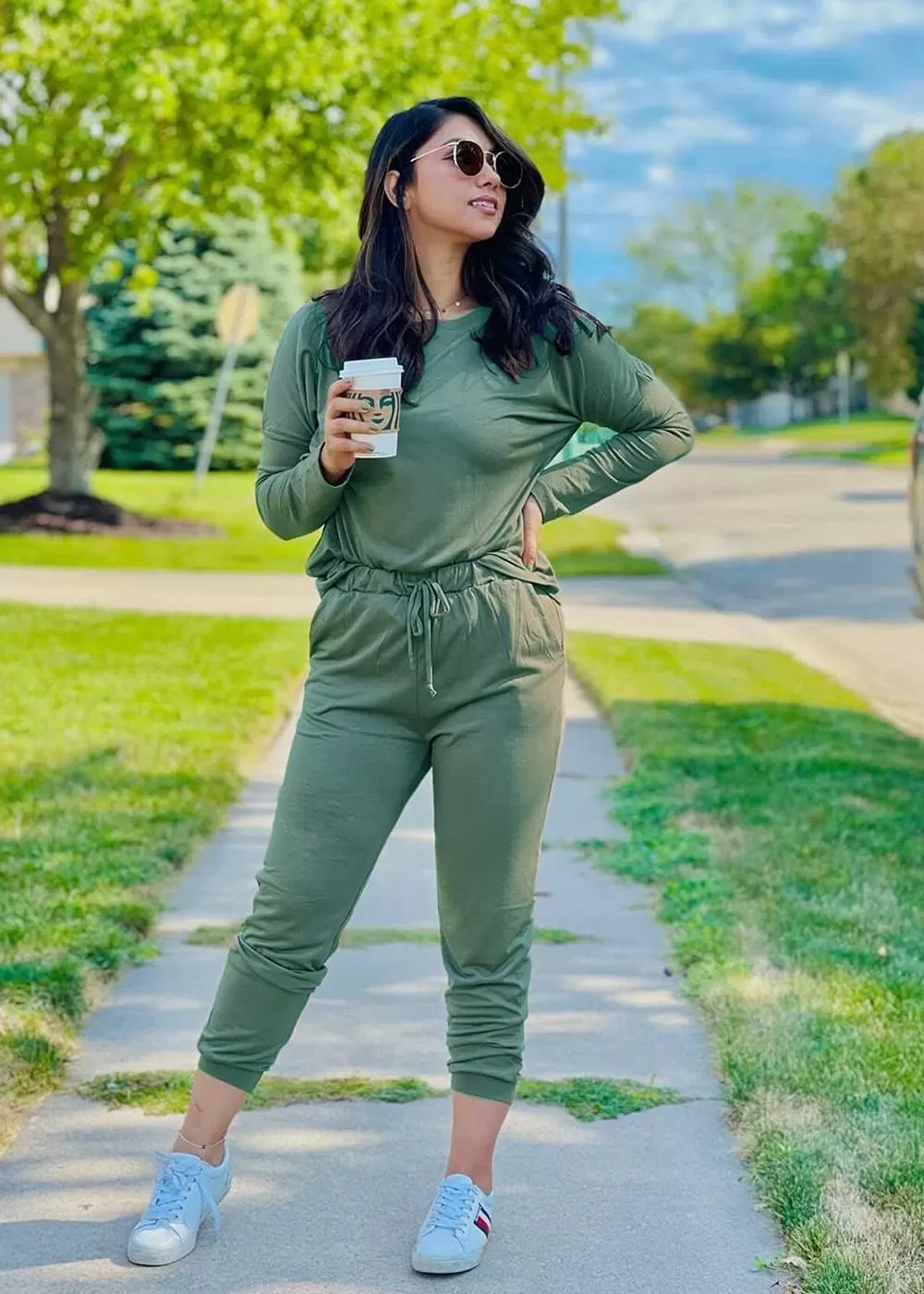 imagePRETTYGARDEN Womens Fall 2 Piece Lounge Outfit Long Sleeve Crewneck Pullover Tops High Waisted Pants Set TracksuitLight Green