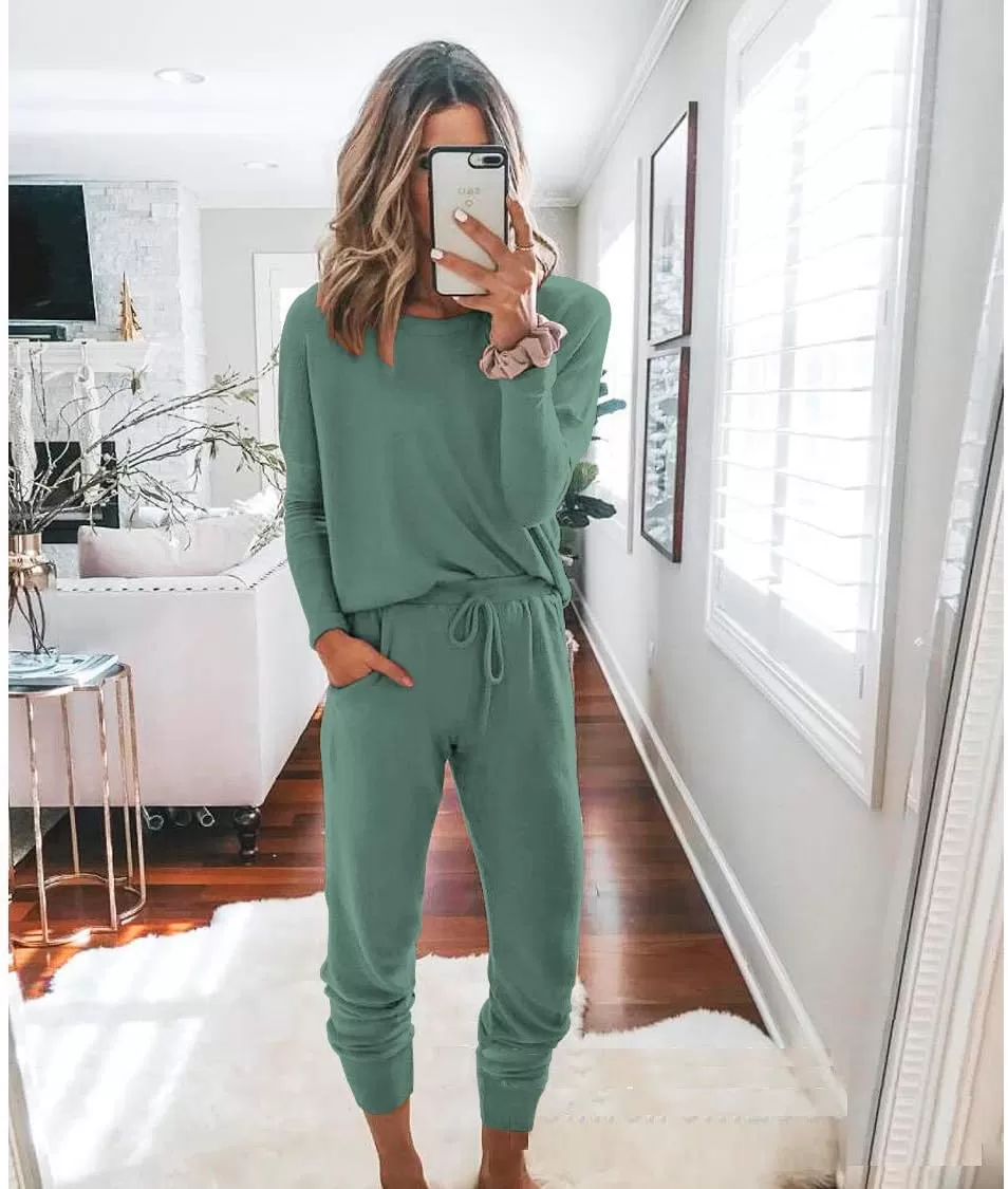 imagePRETTYGARDEN Womens Fall 2 Piece Lounge Outfit Long Sleeve Crewneck Pullover Tops High Waisted Pants Set TracksuitLight Green