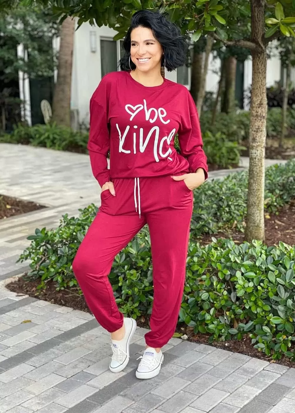 imagePRETTYGARDEN Womens Fall 2 Piece Lounge Outfit Long Sleeve Crewneck Pullover Tops High Waisted Pants Set TracksuitPatternedwine Red