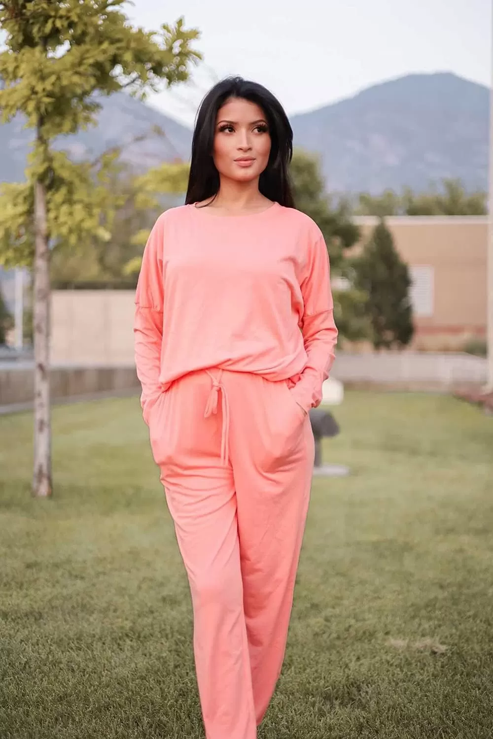 imagePRETTYGARDEN Womens Fall 2 Piece Lounge Outfit Long Sleeve Crewneck Pullover Tops High Waisted Pants Set TracksuitPink