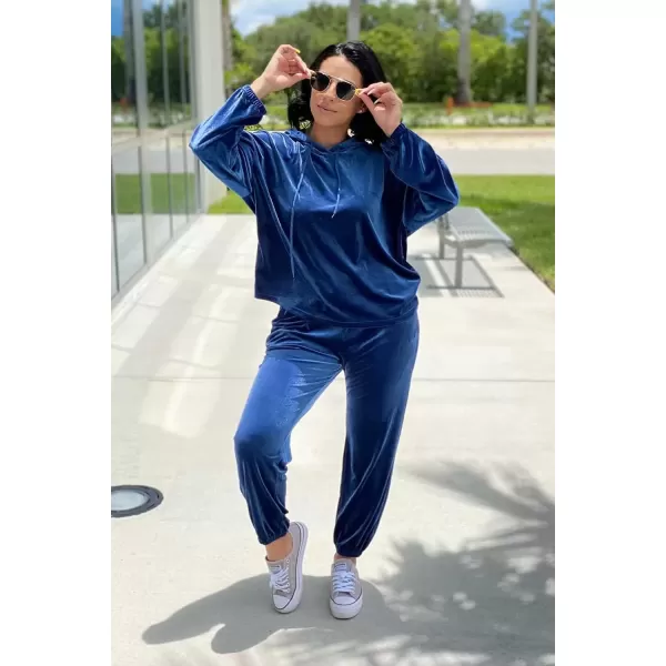 imagePRETTYGARDEN Womens Velour Tracksuits Set Hooded Pullover Sweatpants Long Sleeve 2 Piece Joggers OutfitsBlue