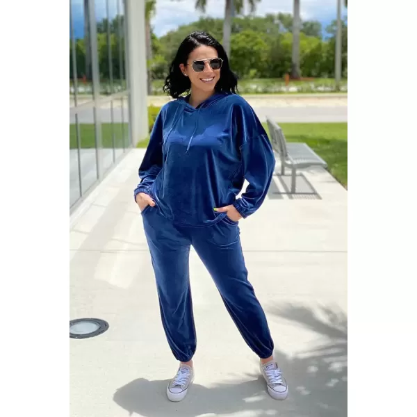 imagePRETTYGARDEN Womens Velour Tracksuits Set Hooded Pullover Sweatpants Long Sleeve 2 Piece Joggers OutfitsBlue